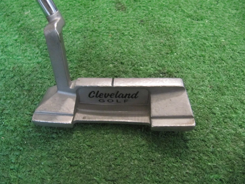 CLEVELAND HUNTINGTON BEACH SOFT 8.5 PUTTER, CLEVELAND STEEL SHAFT + GRIP, 33" - Image 3 of 4