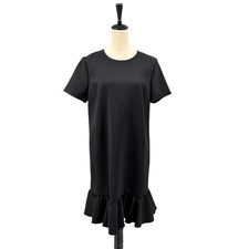 Carolina Herrera NWT 12 Black Wool Blend Short Sleeve Shift Dress with Ruffle 
