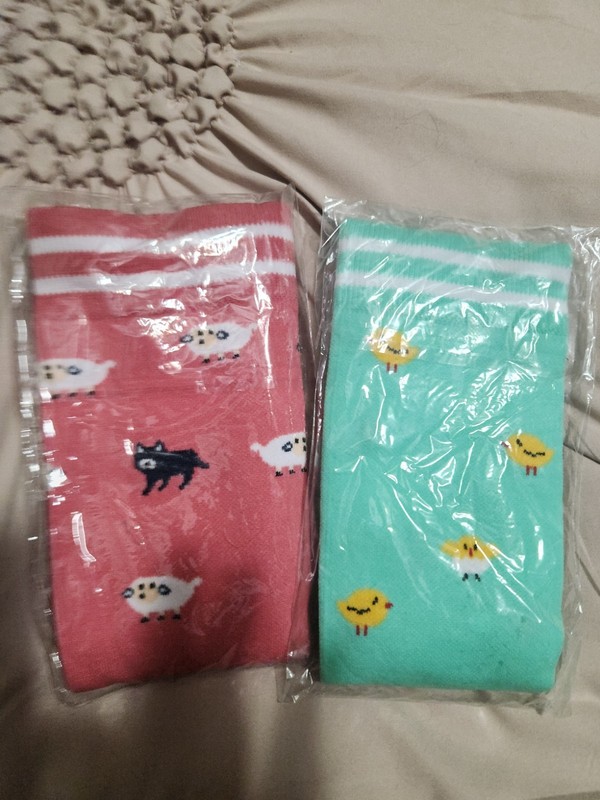 Women's S/M Compression Socks 2 Pair New Mint Green /peach Pink