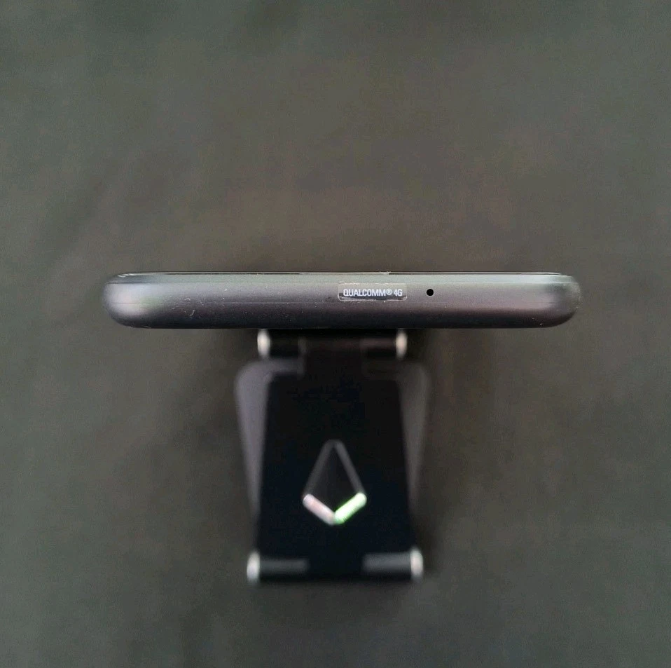 Samsung Galaxy J7 Crown - 16GB - Black -Sprint - Software issue (V46) - Image 4 of 4