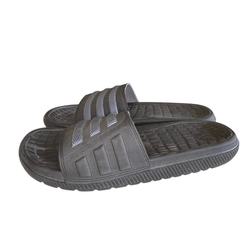 Scivoli da uomo Adidas Mungo QD 2.0 in gomma taglia 9 neri