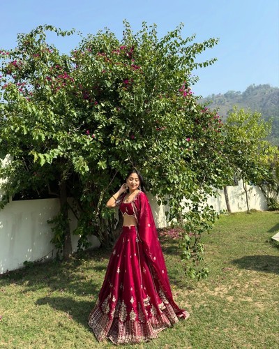 ABBIGLIAMENTO DA FESTA LEHENGA CHOLI DESIGNER INDIANO BOLLYWOOD LEHENGA MATRIMONIO SPOSA ETNICO - Foto 9 di 15
