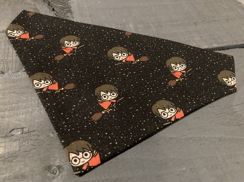 Bandana hecha a mano con cuello deslizable. Perro, gato, etc. Cómics, Halloween, terror, calavera - Imagen 11 de 56