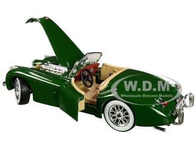 1866年 クラシックカー 1:12スケールモデル 1951 JAGUAR XK 120 ROADSTER GREEN 1/24 DIECAST MODEL CAR BY