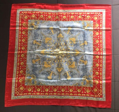 Foulard PIERRE BALMAIN polyester vintage scarf 78 x 80 cm