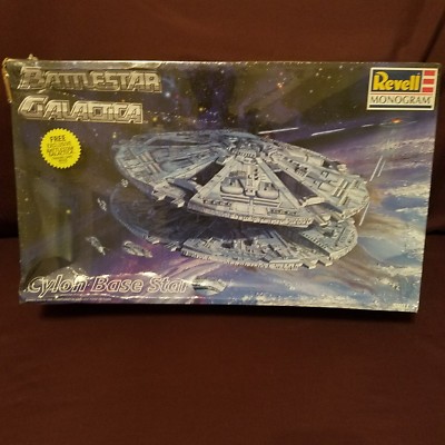 Battlestar Galactica Cylon Base Star New  By Revell New/ Original Cellophane 