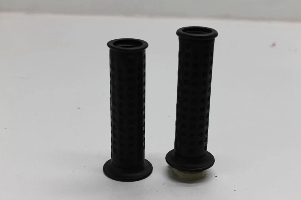 2009 sym rv250 ПРАВЫЙ ЛЕВЫЙ ЗАЖИМ РУЛЬ РУЧКИ ПАРА КОМПЛЕКТ - Изображение 3 из 4