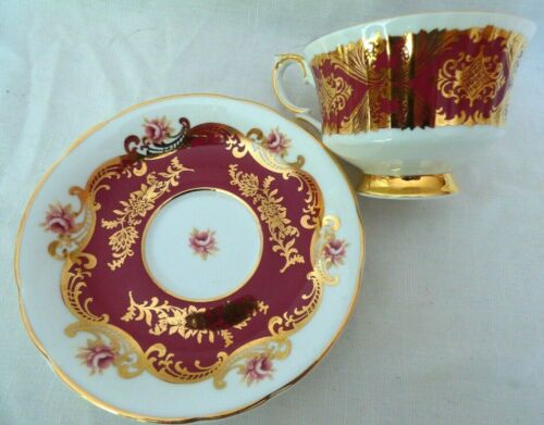 Paragon “Pembroke” Footed Floral Tea Cup & Saucer Set, Burgundy and Gold - Picture 3 of 5