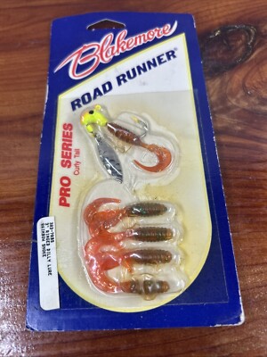 Road Runner Pro Series Curly Tail Jig w/Spinner, 1/8 oz Ringed Dilly Lure Rainbo