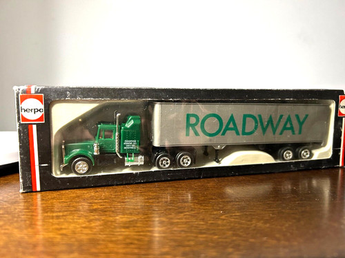 HERPA #950229 Kenworth cabina para dormir con remolque de caja de 40' "Roadway" H.O. 1:87 | Condition: New