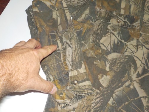 Woolrich Realtree Hardwood Hunting Shirt Medium Camouflage Vented Button Down - Picture 8 of 13