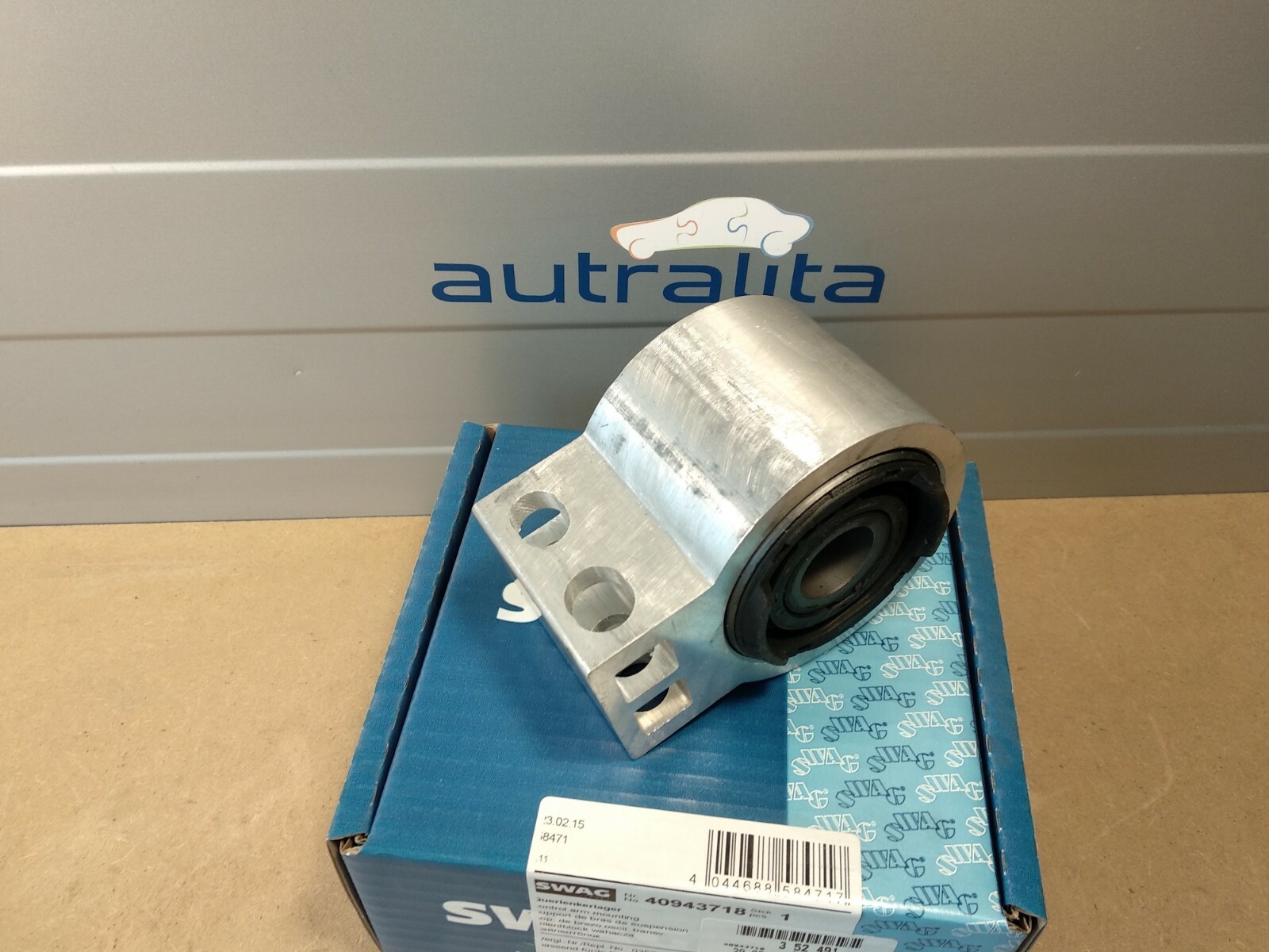 NEW SWAG 40943718 FOR OPEL Control Arm-/Trailing Arm Bush 0352491 