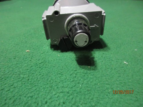 NUEVO LUBRICANTE AJUSTABLE PRECISIÓN POLICARBONATO MILTON 1029 3/8 NPT, 150 PSI - Imagen 5 de 6