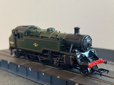 Bachmann 31-976B BR Standard 3MT Tank 82041 BR Lined Green Late Crest - OO Gauge