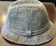 Vintage Men's Botany 500 Gray Taupe Wool Fedora Hat 7" x 5"