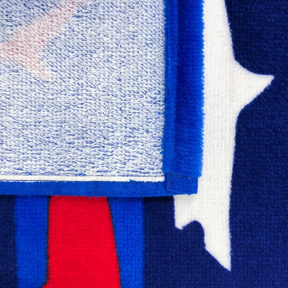 Toalla de playa Sharks American Flag 30 x 60 pulgadas 100 % algodón (Tiburones American Fl... Foto 2 de 2