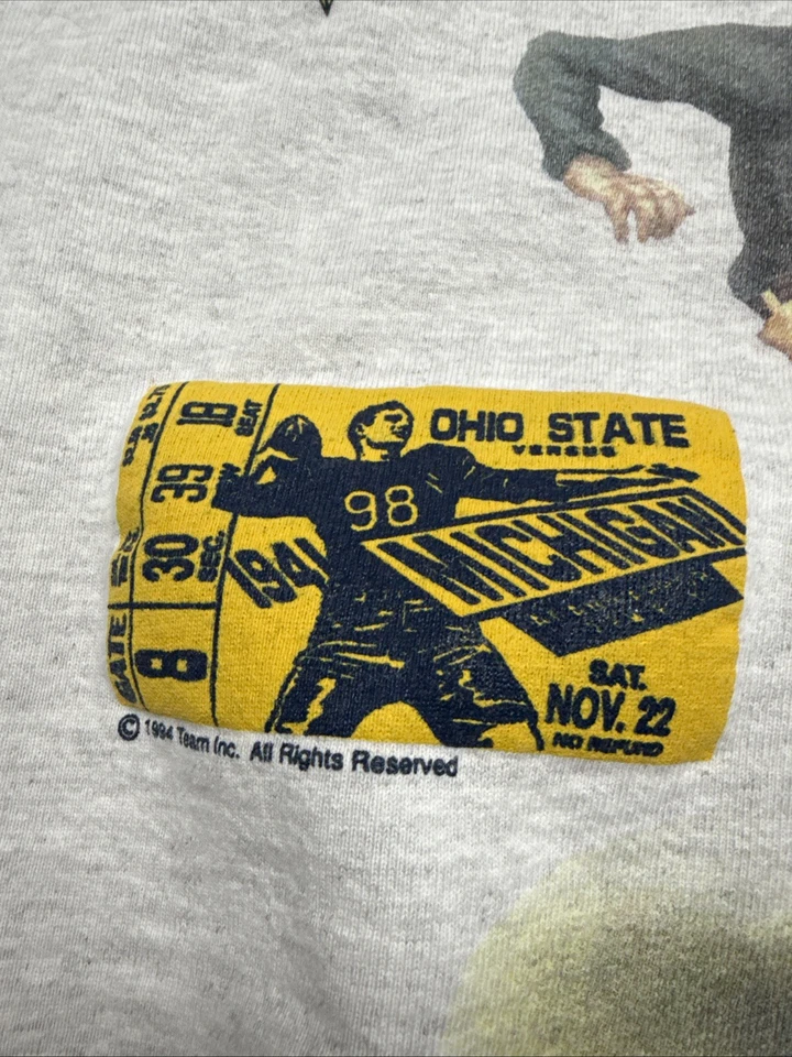 Camiseta moletom vintage 1994 University Of Michigan Wolverines VS Ohio State exclusiva - Imagem 3 de 4