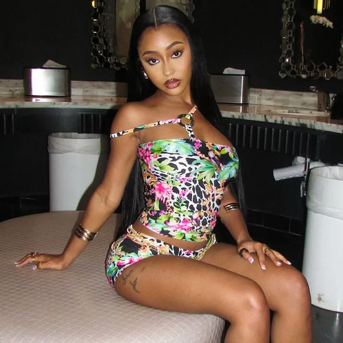 Sexy Party Bikini Set with Irregular Round Buckle Printed Backless Short Tight - Picture 8 of 25