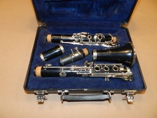 Yamaha YCL-20 Bb Student Clarinet With Case