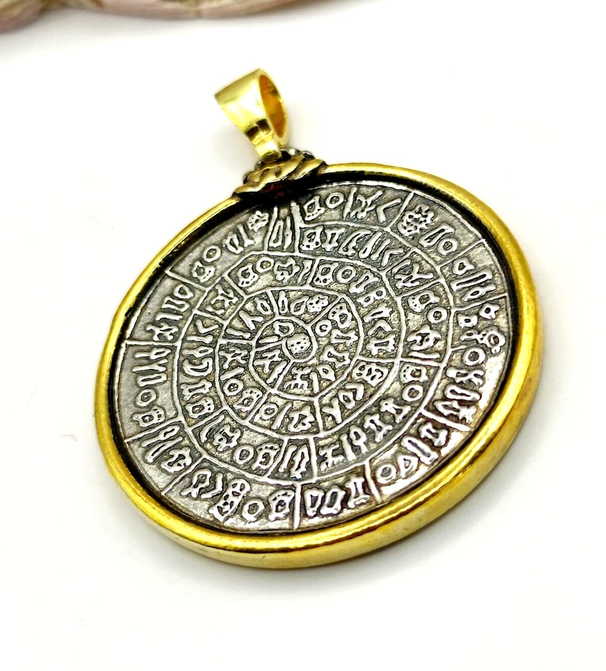 Colgante de plata de ley 925 de dos tonos de disco de Festos Foto 4 de 4