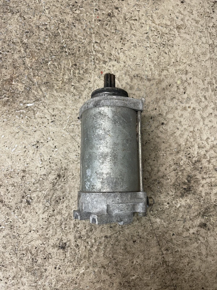 1992 - 1999 Suzuki Intruder 800 Vs800 Starter Motor OEM Part#31100-45C01 - Image 2 of 3