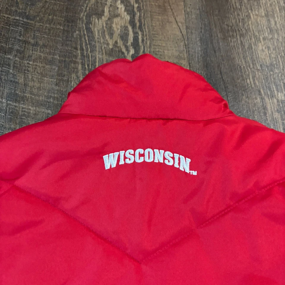UW-Madison Badgers Puffer Jacket - Image 4 of 4