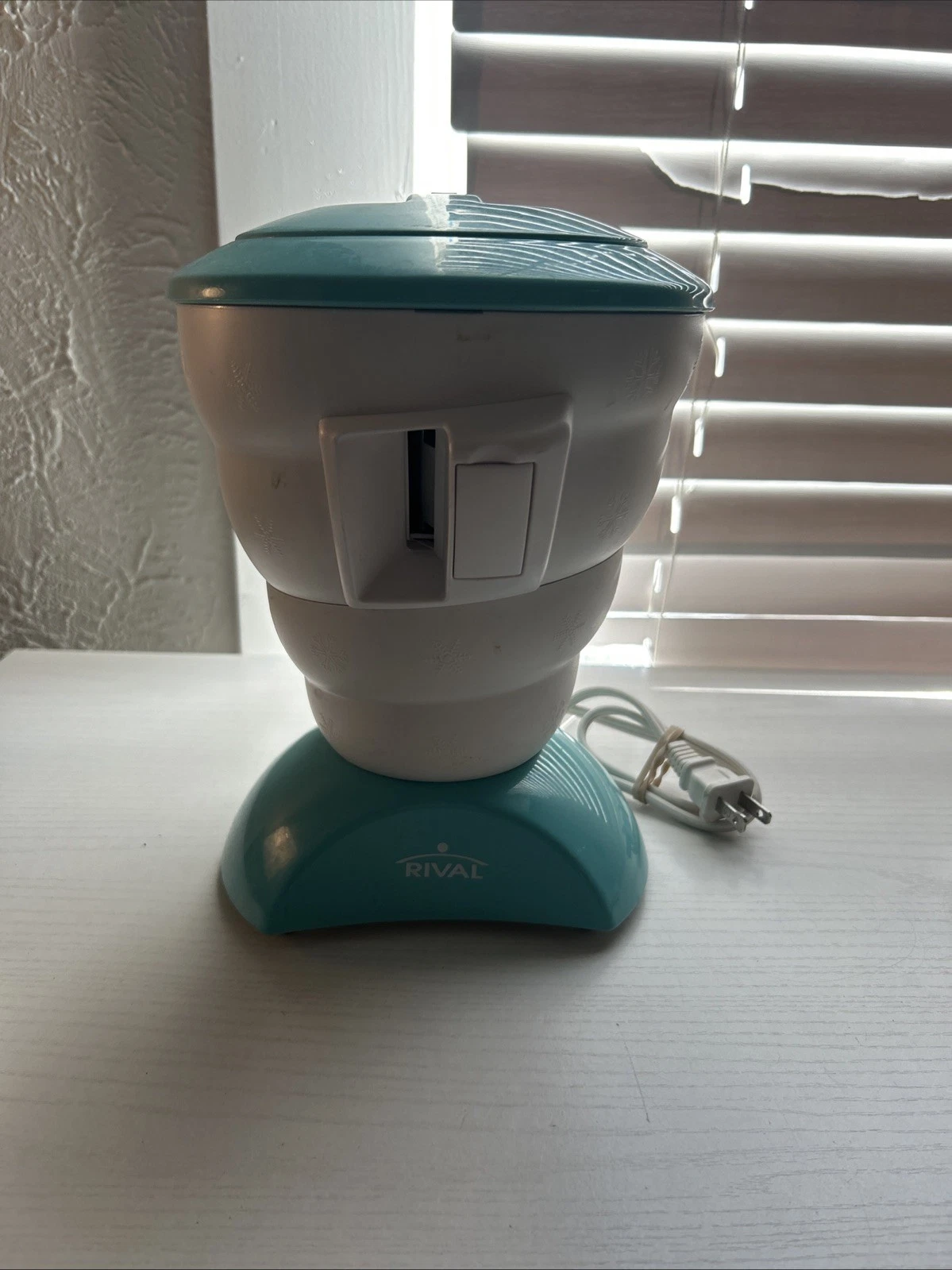 Rival Frozen Delights Snow Cone Maker - Light Blue, Rare color
