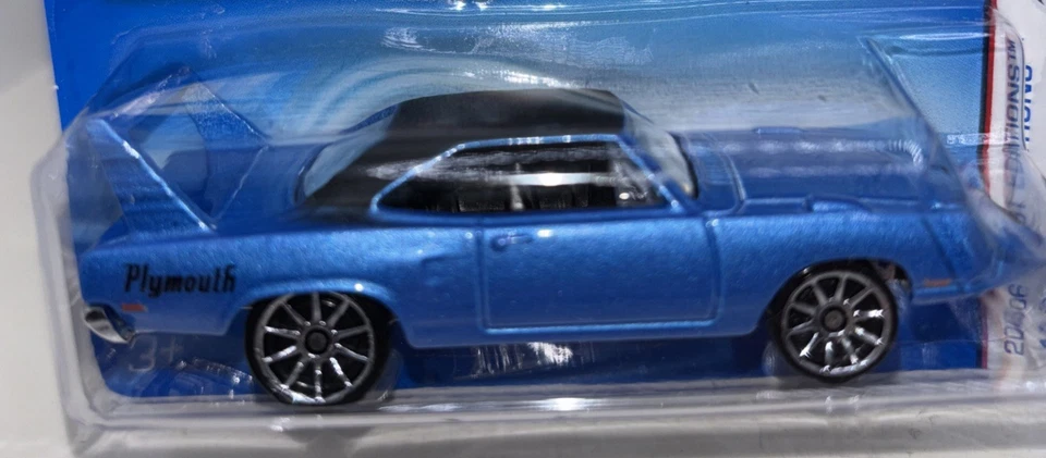 Hot Wheels 2006 First Editions ‘70 Plymouth Superbird Lot Blue And Yellow #1/38 - Image 2 of 4