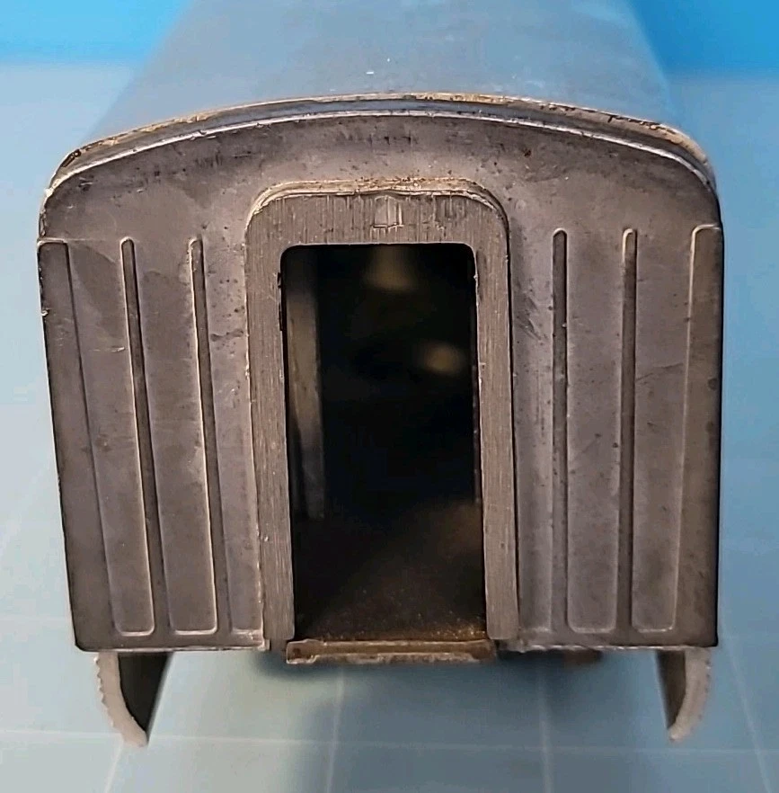 FB5: AMT American Model Toys No. 3160 - NEW YORK CENTRAL - Aluminum O Gauge Car - Image 4 of 4