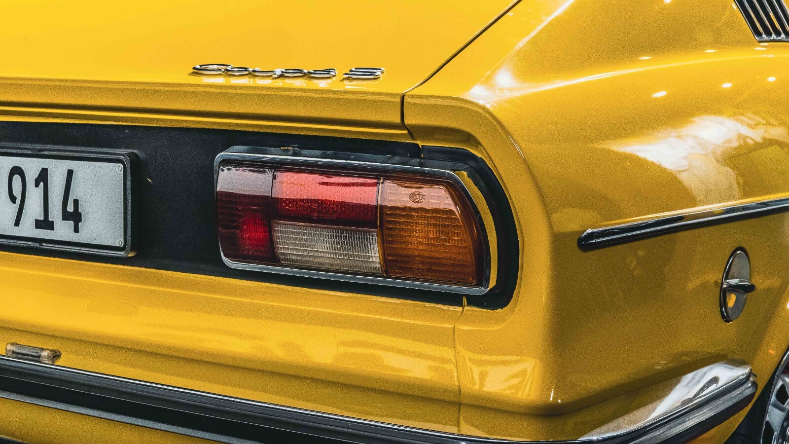 1976 Audi 100 - Picture 23 of 37