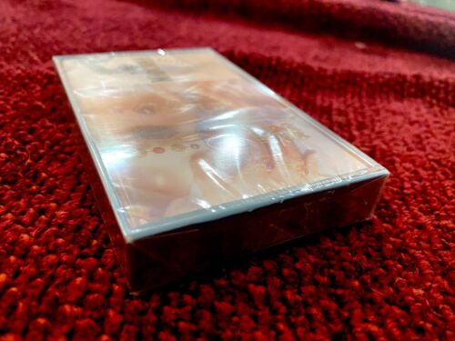 MADONNA MINT SEALED LIKE A PRAYER SINGAPORE CASSETTE TAPE WEA PROMO BLUE BOX SET - Picture 6 of 7