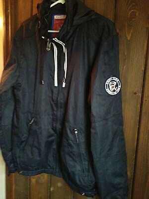 Point Zero Hard Shell Rain Shoreline Crew Hooded Jacket Wind Breaker Size Med.