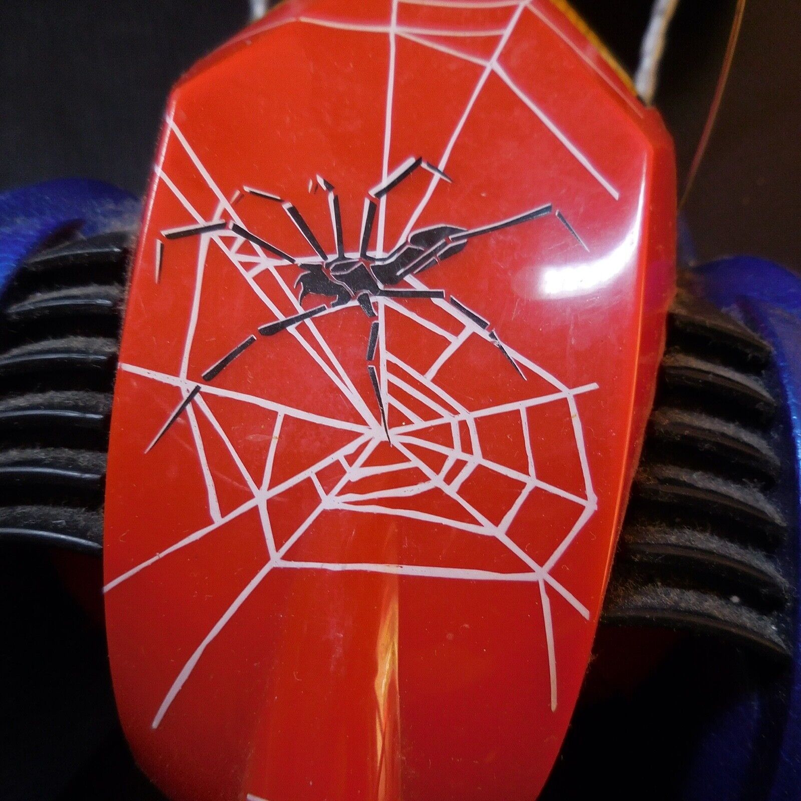 Marvel Voiture De Course Télécommandée Spider-man 77001 - Jeux et jouets  plein air - Creavea