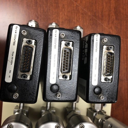 3 Of MKS 1179 N2 200 SCCM MFC , 4 Gas Line With Valves Assembly ID- DA7-2 - Picture 10 of 12