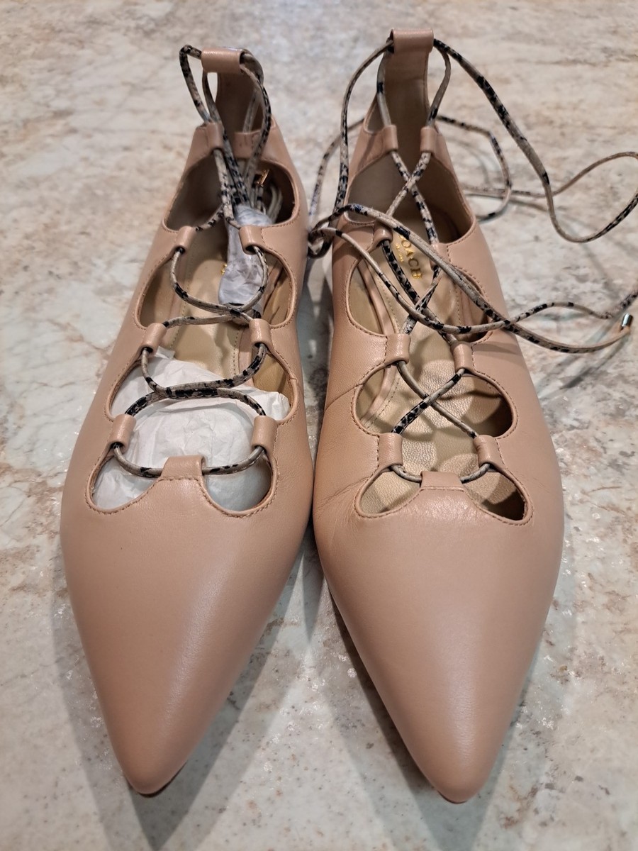 NWOT Coach Justine Lace up Ballet flats Size Beige Pointy Toe