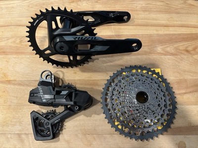 SRAM Rival XPLR E1 build kit w/ 165mm crankset, rear derailleur