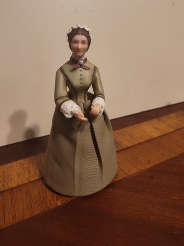 Florence Nightingale Remember The Ladies Figurina Bambola U.S. Historical Society - Foto 1 di 7