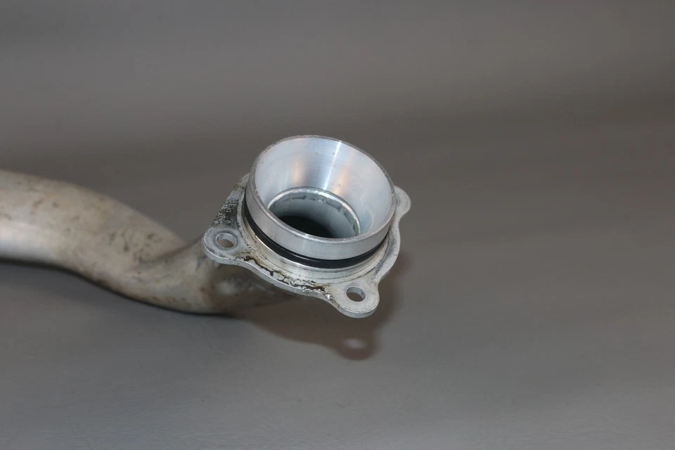 BMW 335XI E90 N55 2011 BMW tubo de refrigerante del motor 7588880 OEM Foto 2 de 4