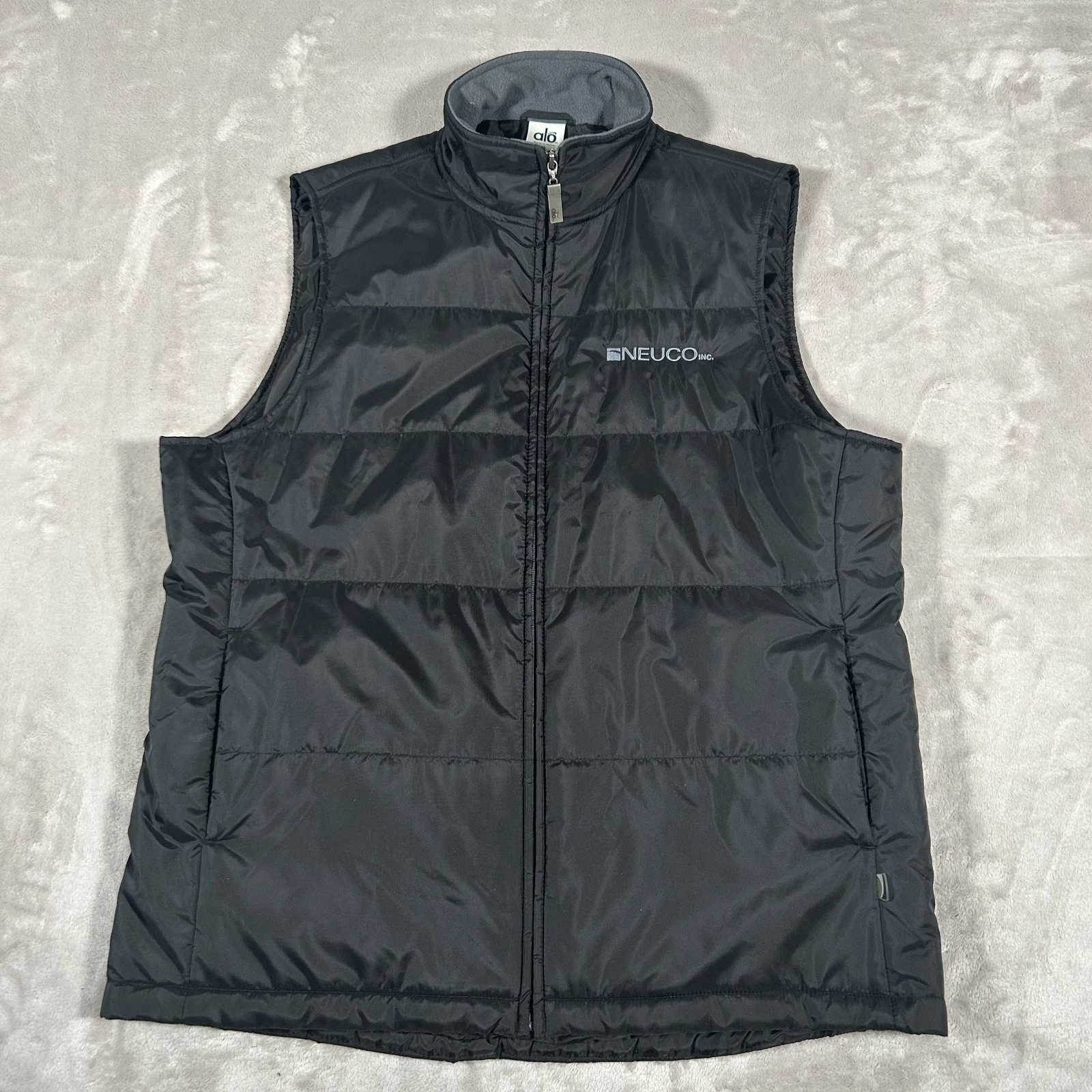 VTG Alo Puffer Vest Mens XL Black Full Zip Insulated Performance Quilted Nylon