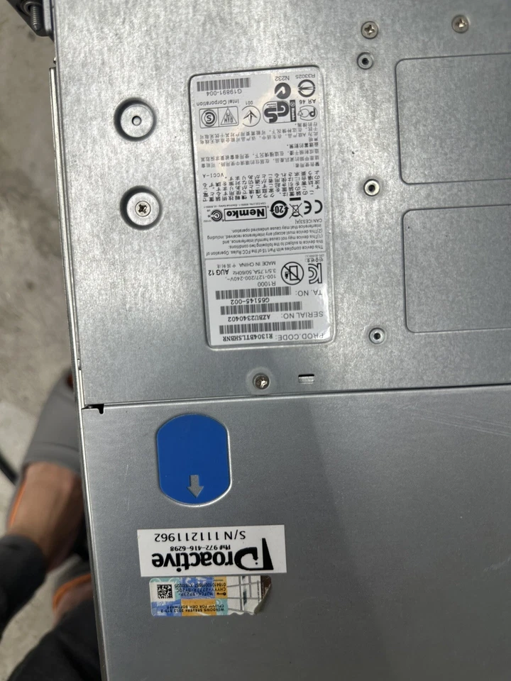 Sistema Intel para servidor Leveno Proactive R1304BTLSHBNR R1000WT Foto 2 de 4