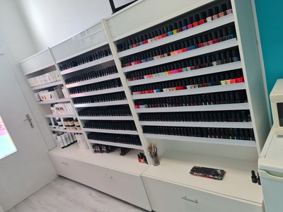 Restposten Sonderposten Konvult Kosmetik Gel Schellack Nagellack Nailart