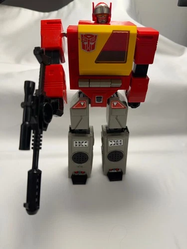 Vintage 1985 Transformers Blaster G1 Figure w/ Gun - Autobot