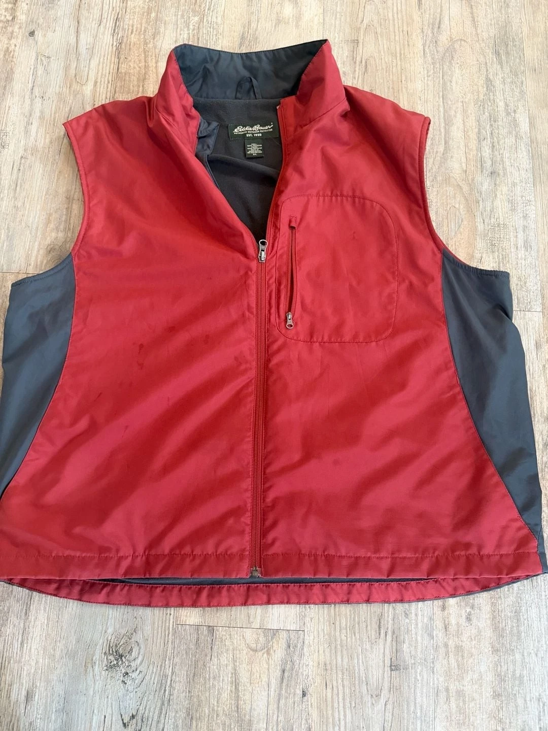 Eddie Bauer Men's Red/Grey Fleece Lined Windbreaker Vest Size XL