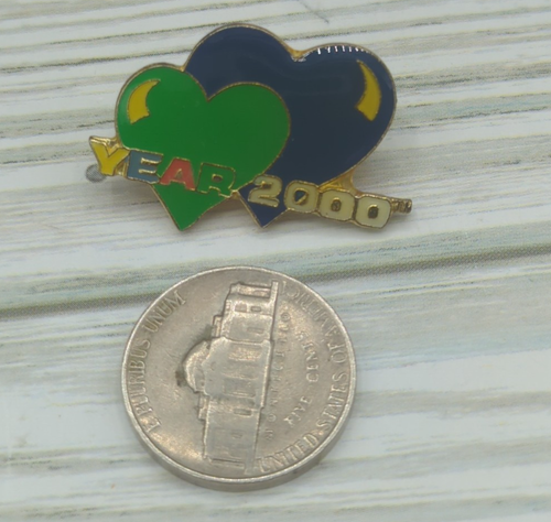 Year 2000 Y2K Enamel Heart Pin Real Vintage - Picture 3 of 5