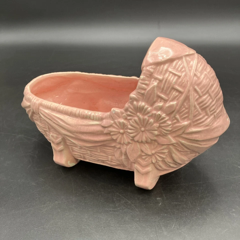 Vintage PINK McCoy Pottery Planter Baby Bassinet USA 1950s Great Baby Gift! - Image 2 of 4