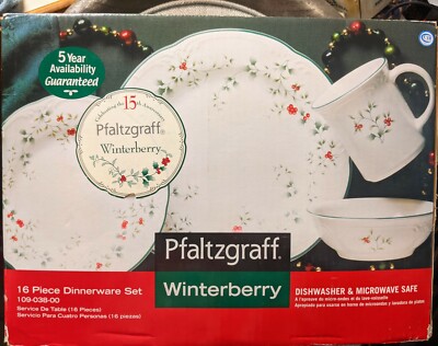 Pfaltzgraff Winterberry Place Setting16 Pc Dinner Salad Plate Bowl Mug Christmas