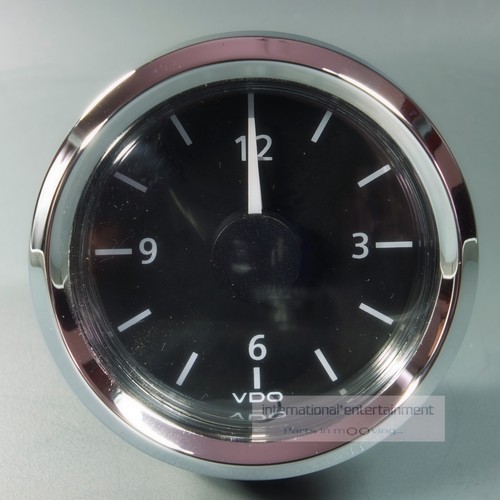 VDO QUARZ UHR CLOCK AUTO + MARINE 12V ZIFFERBLATT DREIKANT CHROMRING