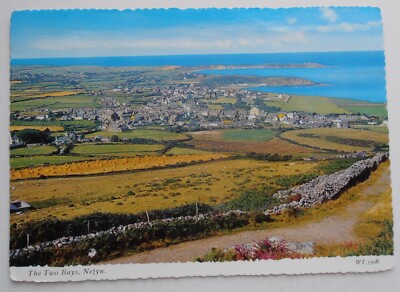 BAMFORTH POSTKARTE NEFYN DIE ZWEI BUCHTEN