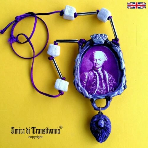 Feather Bib Costume Necklaces & Pendants