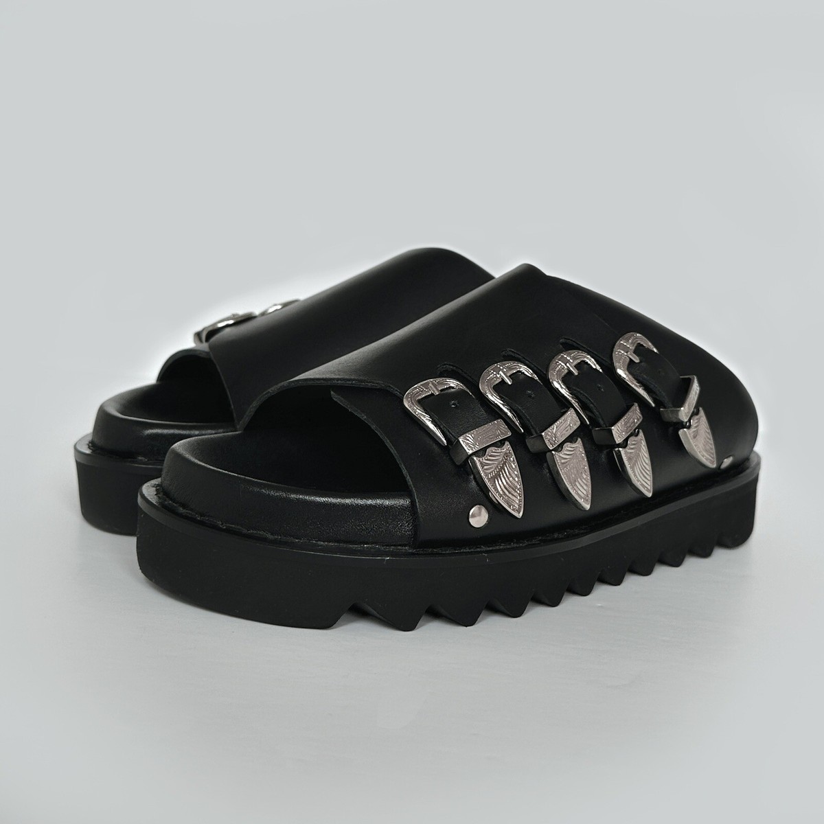 【TOGA PULLA】Leather Sandal Toga Pulla stud-embellished Leather Slides | Neutrals | FARFETCH
